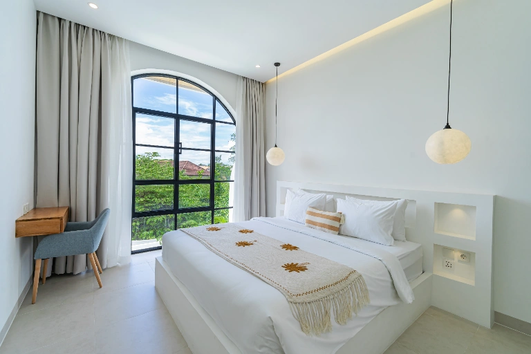 Stylish 1BR Private Villa in Canggu | Pool, Workspace & Prime Location in Canggu - Image 2