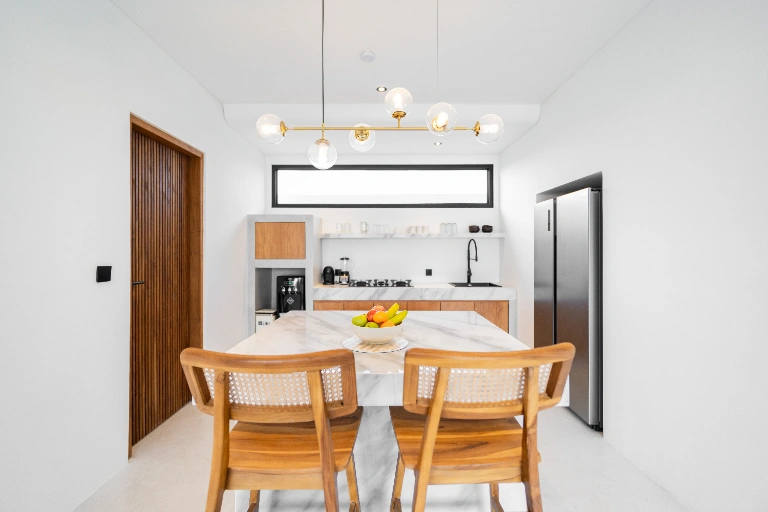 Walk to Seseh Beach•Private 3BR•2 Pools•Rooftop in Seseh - Image 2