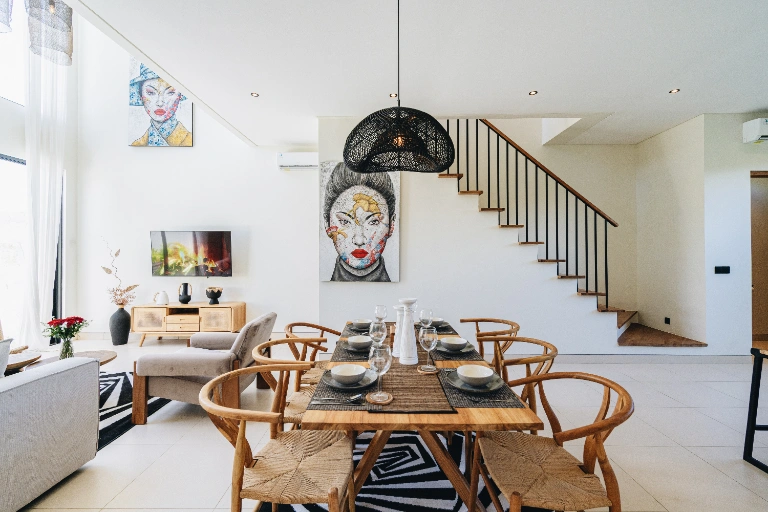 Chic 2BR Pool Villa, 5" ride to Batu Bolong Beach in Canggu - Image 2