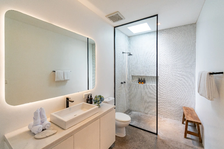 1BR Pool Villa, 6 mins Ride to Finns Beach Club in Canggu - Image 5