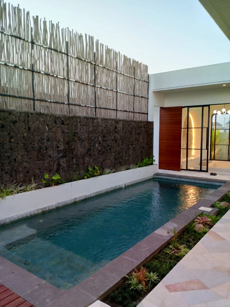 🌴 Modern 2BR Villa with Rooftop – Seseh 🌴 in Seseh - Image 2