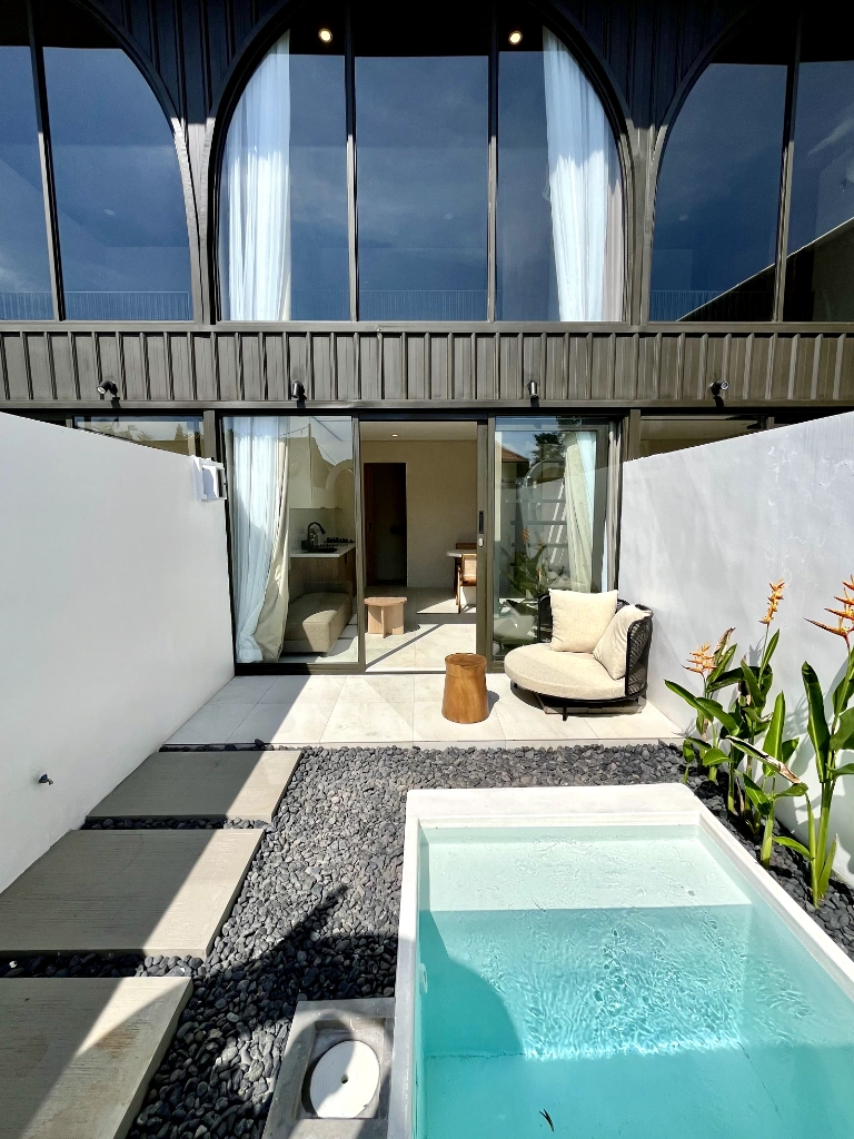⭐️ BRAND NEW 1BR LOFT VILLA w/ PRIVATE POOL - Babakan Canggu in Pererenan - Image 2