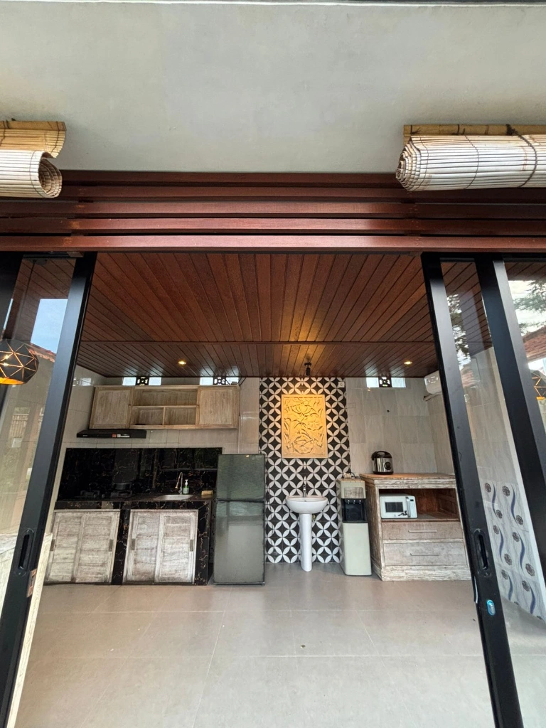 2 Bedroom Villa with Garden Pet Friendly in Canggu, Padonan  in Canggu - Image 4