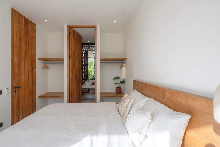 Vila Japandi Tropis Hangat Modern